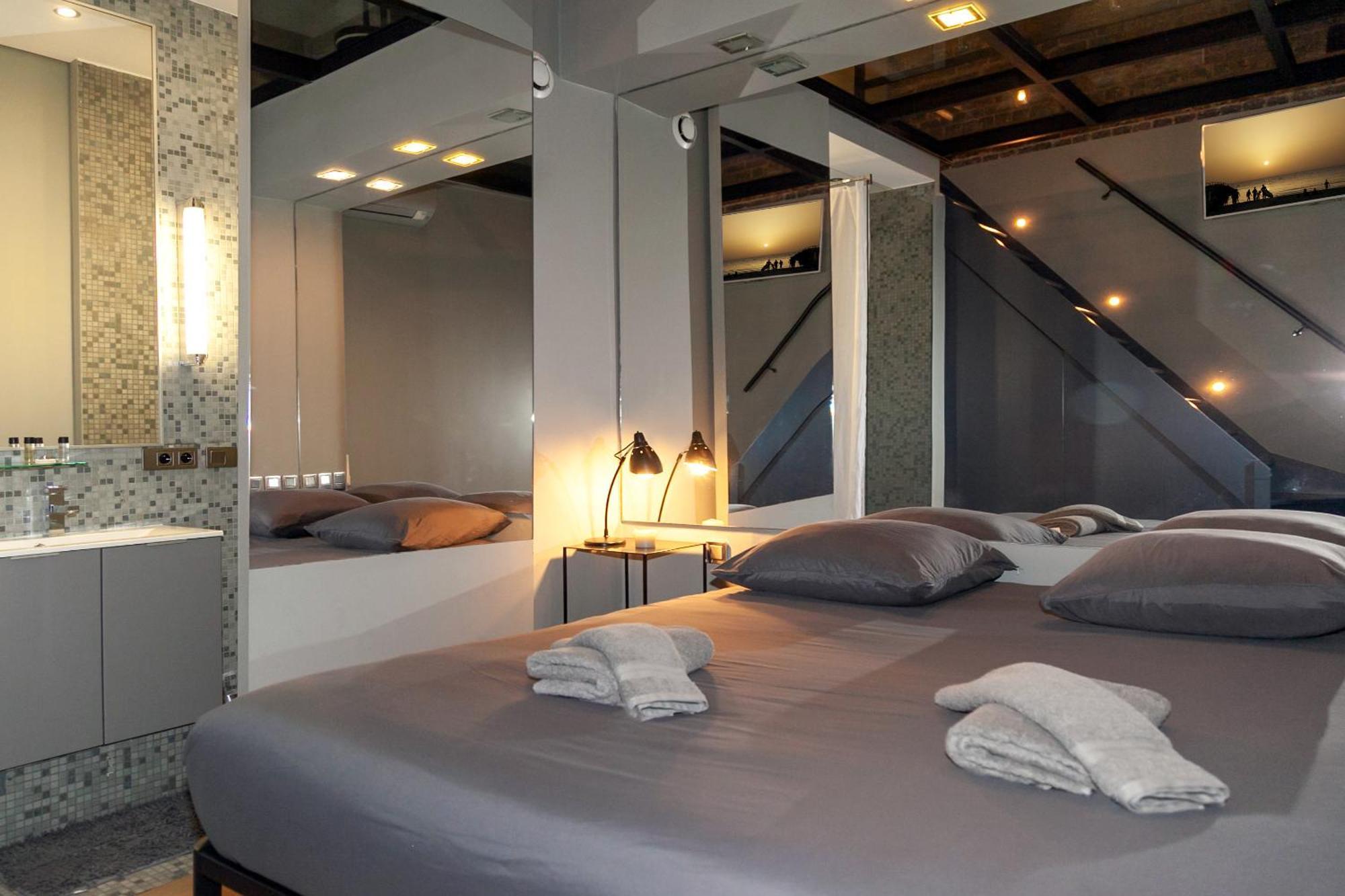Apartament Loft Atypique Avec Terrasse, Calme Et Cosy Paryż Zewnętrze zdjęcie