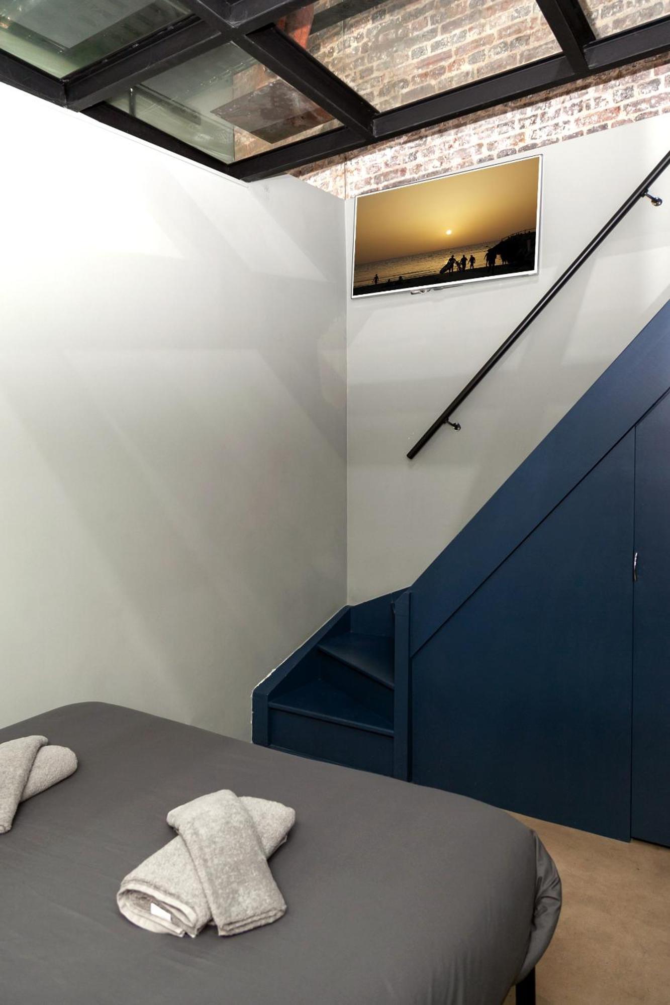 Apartament Loft Atypique Avec Terrasse, Calme Et Cosy Paryż Zewnętrze zdjęcie