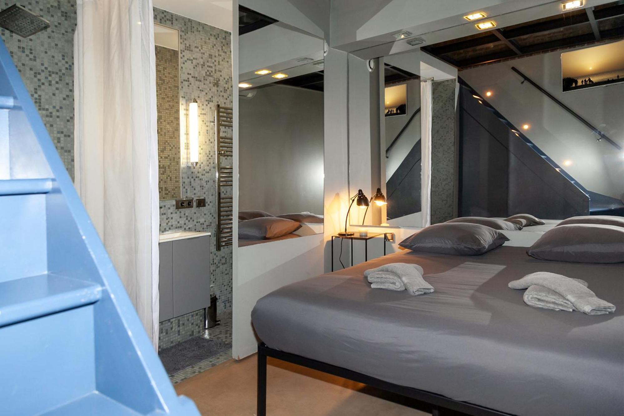 Apartament Loft Atypique Avec Terrasse, Calme Et Cosy Paryż Zewnętrze zdjęcie